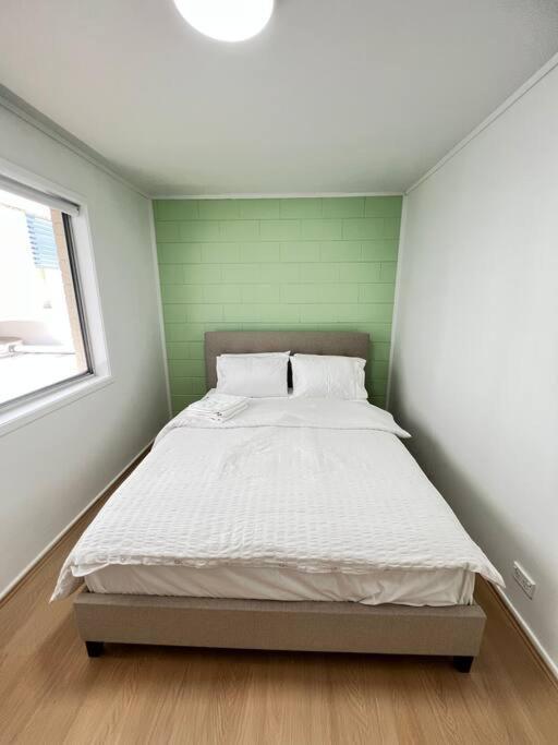 Samuel Grove Apartment Gold Coast Exterior photo
